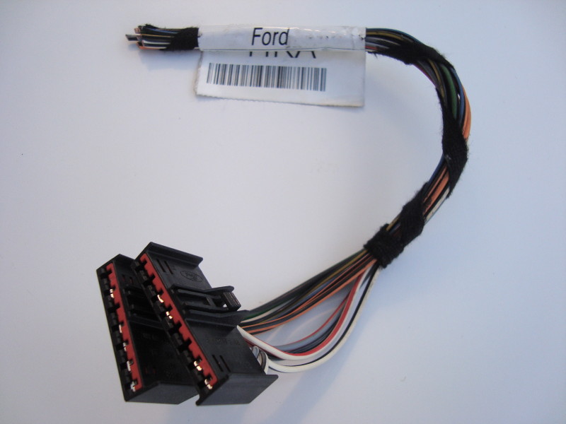 Ford KA radio/CD wiring multi plug connectors